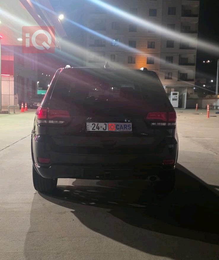 جيب جراند شيروكي